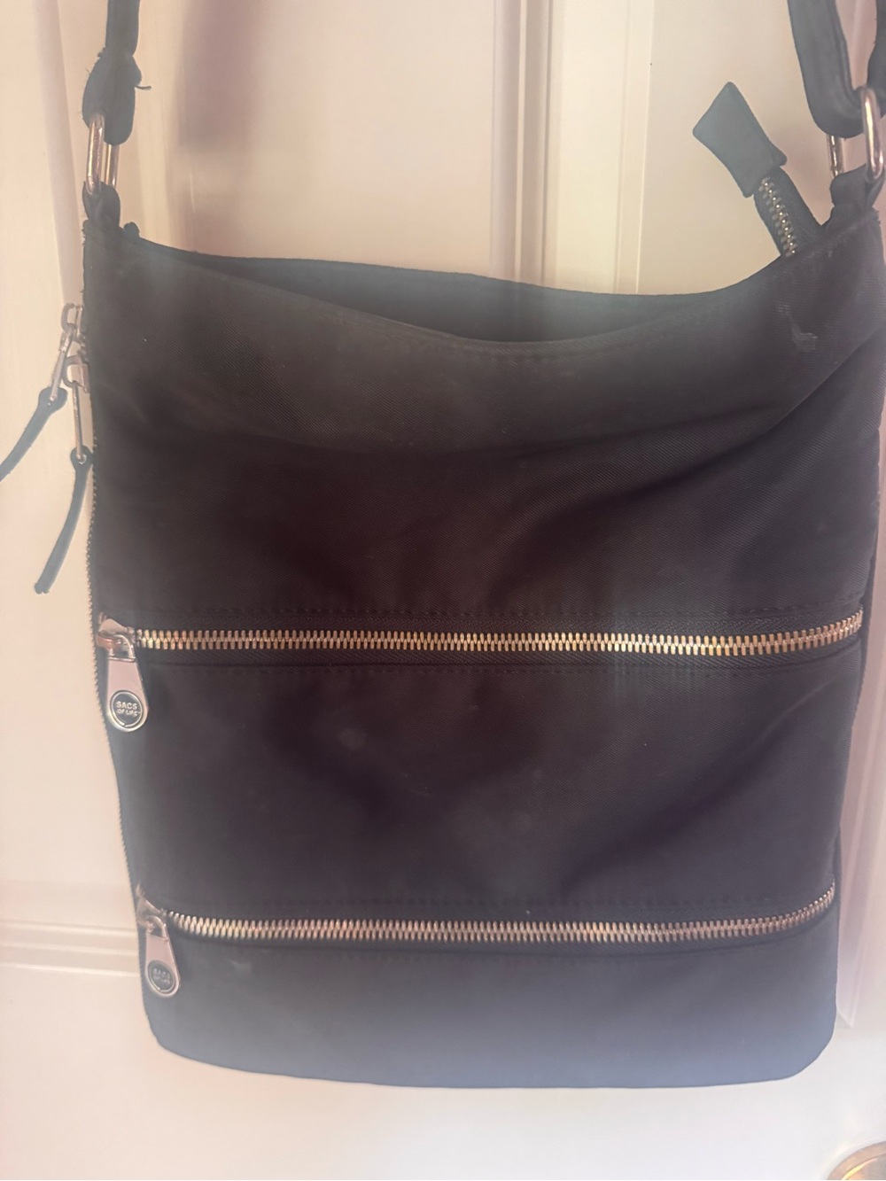Classic Black Crossbody Bag with Dual Zip Pockets - Sacs of Life brand